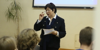Проректор по международному сотрудничеству Вера Ивановна Заботкина рассказала о работе Школы молодых ученых